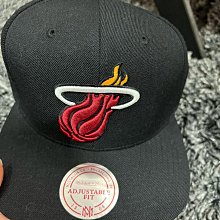 NBA密西根大學狼獾隊 復古籃球褲 深藍色 歷史價格詳細信息