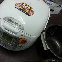 象印 6人份 黑金剛 厚斧 微電腦 電子鍋/電鍋/飯鍋 NS-WXF10-WB 媲美NL-AAF10 歷史價格詳細信息