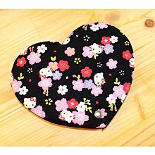 Hello Kitty 和風珠扣式立體錢包 凱蒂貓 日本限定 歷史價格詳細信息