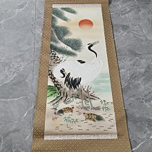 回流老畫，《鶴》，絹本原裱，尺寸73*51公分裝裱，99*38.5公分畫心，章款自查，璐璐軸頭，品相如圖所示，等待有緣人， 手機無 古玩 老貨 擺件【董先生】 歷史價格詳細信息