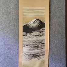 回流字畫，人物畫，絹本原裱，尺寸189*39公分裝裱，119*27公分畫心，章款自查，沒有軸頭，品相如圖所示，等待有緣人， 手機無 古玩 老貨 擺件【董先生】 歷史價格詳細信息