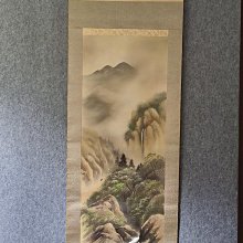 #山水畫，回流老畫，山水畫，絹本原裱，尺寸201*56公分裝裱，114*42公分畫心，章款自查，璐璐軸頭，品相如圖所示，等待有緣人 古玩 老貨 擺件【董先生】 價格比較,價格查詢,歷史價格詳細信息