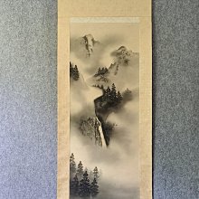 #山水畫，回流老畫，山水畫，絹本原裱，尺寸201*56公分裝裱，114*42公分畫心，章款自查，璐璐軸頭，品相如圖所示，等待有緣人 古玩 老貨 擺件【董先生】 歷史價格詳細信息