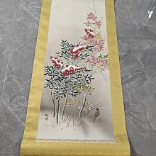 回流老畫，絹本原裱，尺寸182*37公分裝裱，109*25公分畫心，獸骨軸頭，章款自查，品相如圖所示，等待有緣人， 手機無美顏拍照 古玩 老貨 擺件【董先生】 歷史價格詳細信息
