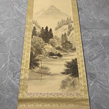 #山水畫， 回流老畫，山水畫，絹本綾裱，尺寸194*47公分裝裱，113*35公分畫心，章款自查，璐璐軸頭，品相如圖所示，等待有緣 古玩 老貨 擺件【董先生】 歷史價格詳細信息