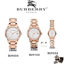 Burberry情侶款經典低幫運動鞋，以 Vintage 復古格紋棉材質煥新演繹，裝飾煥新的品牌徽標。鞋跟飾有 Burberry NO.80242 歷史價格詳細信息
