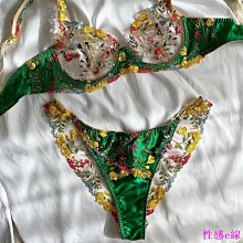 性感唯美木耳領綁帶露肩荷葉五分袖圓領雪紡上衣(黑.紅L-3L)-U569熊衣褲語 歷史價格詳細信息