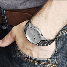 【Clavin Klein】 精緻黑色男性短皮夾~有證件窗上掀式 超級實用功能款! 可放4卡+ 透明視窗/證件x1☆全新☆保證真品【缺貨中】 歷史價格詳細信息