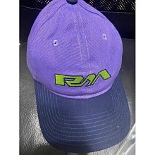 *絕版全新* 家樂福 偶像天團 鋼鐵人抱枕+毛毯  美國隊長坐墊 歷史價格詳細信息