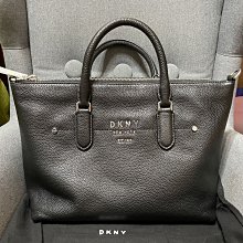 DKNY 專櫃 深藍色皮革 蜥蜴壓紋 肩背 托特包 歷史價格詳細信息