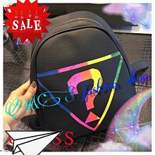 ??guess經典logo後背包 防刮粉色 黑色星期五特賣 歷史價格詳細信息