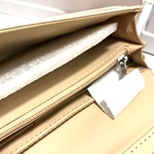 ????????Guess 經典防刮櫻花粉/黑色 woc包 出清價現貨 歷史價格詳細信息