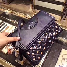 Tory Burch 深藍金鏈羊皮菱格紋包 （全新正品） 歷史價格詳細信息