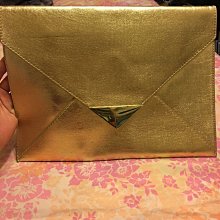 H&M 專櫃正品 MAMA(孕婦裝) 淺藍色 暈染感牛仔短袖襯衫 上衣 歷史價格詳細信息