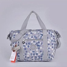 Kipling 猴子包 灰底音階印花 K15410 可變形 輕量肩背 手提 斜背多用包款 小號 限時優惠 防水 數量有限 歷史價格詳細信息