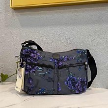 Kipling 猴子包 灰底音階印花 K15410 可變形 輕量肩背 手提 斜背多用包款 小號 限時優惠 防水 數量有限 歷史價格詳細信息