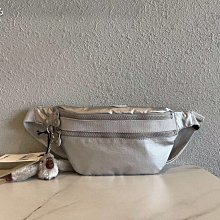 熱銷Kipling 猴子包 金屬銀 K924 魔鬼氈掀蓋式輕量多夾層斜背肩背包 大容量 耐磨 防水 旅行 日常 限量 明星大牌同款包包 歷史價格詳細信息