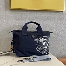 熱銷Kipling K15363 猴子包 黑色 多夾層斜背肩背包 兩側有拉鍊口袋 輕量 防水 限量 明星大牌同款包包 歷史價格詳細信息