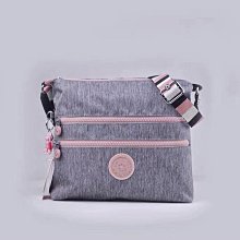 熱銷Kipling 亞麻灰拼粉背帶 KI4750 雙拉鍊多夾層輕量斜背包 側背 肩背 旅遊 防水 隨身包 限時優惠 明星大牌同款包包 歷史價格詳細信息
