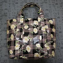 Samantha Vega 桃紅手提/側肩背包 歷史價格詳細信息