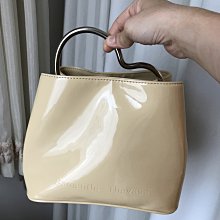 Samantha Thavasa 日本凱莉硬殼包 黑 歷史價格詳細信息