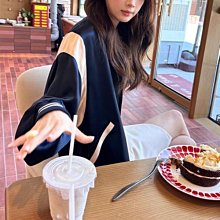 小V私家~ 歐單 2024新款 網紅爆款真皮潮包 大容量通勤軟皮托特包 時尚手提包 出差旅行斜背包 電腦包 3色 (W1197) 歷史價格詳細信息