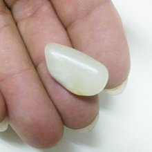 [天地居] 和闐白玉牌 佛牌 籽料 玉珮 玉佩 觀世音菩薩  1121 歷史價格詳細信息