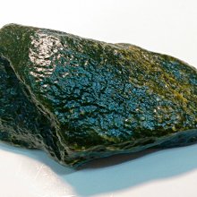 【藏家釋出】 早期收藏 ◎ 正品和闐墨碧玉仔料 § 玉質油潤 ◎ 把玩順手【藏家朋友託售】 歷史價格詳細信息