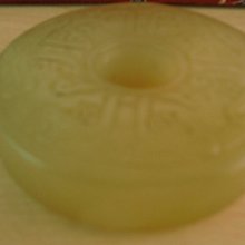 和闐黃玉 稀有珍品 巧雕【喜從天降 福到眼前】手盤件(值得收藏)約4.8ㄨ3.6ㄨ2cm(79.3g)=A3-342 歷史價格詳細信息