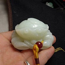 早期和田籽料白玉，紅皮巧雕麒麟板指，超低價出清 歷史價格詳細信息