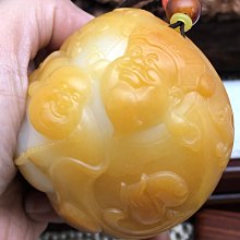 籽料佛新疆和闐玉籽料獨籽黃沁紅沁彌勒佛一夜成佛大葉吊墜掛件， 歷史價格詳細信息