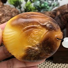 和闐玉籽料 紅黃皮熱帶魚獨籽118.9g 大師落款作品 價格比較,價格查詢,歷史價格詳細信息