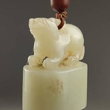 正善人文專拍---{白玉189}---清代---籽料瑞獸玉印---尺寸約:3*3.8*2.2cm 價格比較,價格查詢,歷史價格詳細信息