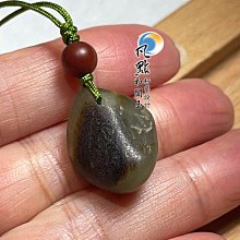 新疆和闐籽料和闐玉金蟬吊墜掛件。手工雕刻，白籽，大開門滿皮灑 歷史價格詳細信息