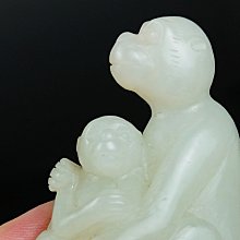 鳳崗文創---{白玉152}---和闐籽料黃玉老件—配老蜜蠟琥珀---黃玉珠尺寸約:1*1*1.4cm 歷史價格詳細信息