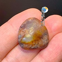 新疆和闐籽料和闐玉金蟬吊墜掛件。手工雕刻，白籽，大開門滿皮灑 歷史價格詳細信息