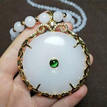 正品新疆和田玉笑佛吊墜女款天然玉石羊脂級白玉佛公掛件玉佩項鏈 歷史價格詳細信息