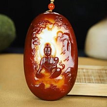 新疆和田玉羊脂玉籽料文殊菩薩玉牌 重量：41.87g .61.2/30.6/12.5mm玉質脂粉渾厚 油性非常好 老熟度高 手感舒服細膩 歷史價格詳細信息