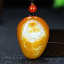 籽料佛新疆和闐玉籽料獨籽黃沁紅沁彌勒佛一夜成佛大葉吊墜掛件， 歷史價格詳細信息