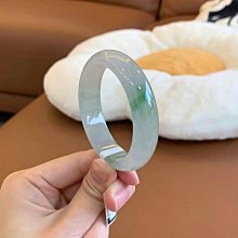 緬甸翡翠處理冰透吊墜佛公吊墜觀音吊墜。 歷史價格詳細信息