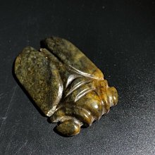 和闐玉沙棗青籽料手鐲，寬版，料子很細，上面留有毛孔，內徑55 歷史價格詳細信息