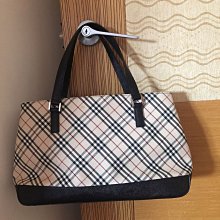 二手背包 九成新 材質厚實但不重 請細看照片 含店到店運費 歷史價格詳細信息