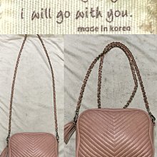 低價起標～正韓 品牌 牛皮肩背包 皮革斜背包 粉色菱格包 真皮鏈條包 辣妹最愛 隨行趴踢包 歷史價格詳細信息