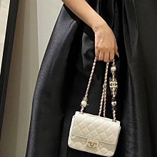 倉庫直銷#VivienneWestwood 薇薇安 長條黑色烤漆字母MANIA土星鑰匙扣鎖匙圈--F8012 歷史價格詳細信息