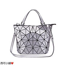 春季新背包大容量小清新格紋初中女學生書包韓版百搭高中生雙肩包 歷史價格詳細信息