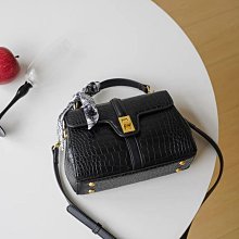 24A013_輕奢新款大容量高級時尚手提包 (米卡色) 歷史價格詳細信息