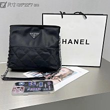 Joy'ce Amour ❤防潑水尼龍多拉鍊格層斜背包 ❤ 歷史價格詳細信息