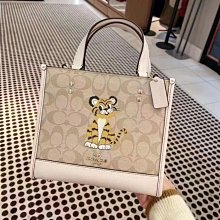 （Outlet特惠）COACH 55206 新款女士浮雕L型拉鏈零錢包 手拿包 附代購憑證 歷史價格詳細信息