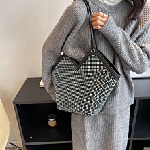 簡約女士包包 單肩包 大容量 托特包 尼龍牛津布手提包 多隔層 防潑水 大包包 女生包包@momohu888 歷史價格詳細信息