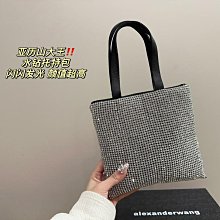 閃鑽水桶包女2022夏季新款時尚輕奢單肩斜挎包外出休閒手提鑲鑽包 歷史價格詳細信息